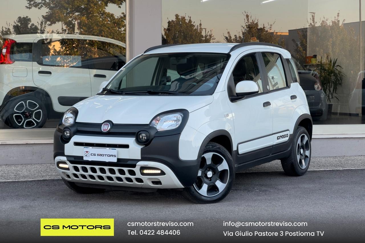 Fiat Panda CROSS 1.0 Hybrid