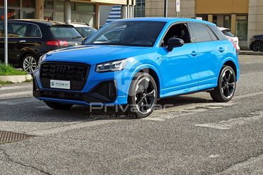 AUDI Q2 35 TFSI S tronic Identity Black