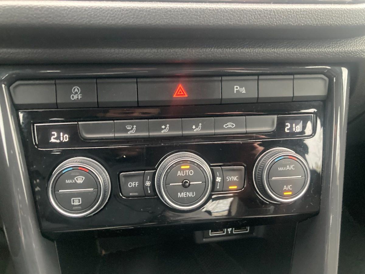 VOLKSWAGEN T-Roc 1.0 tsi Advanced