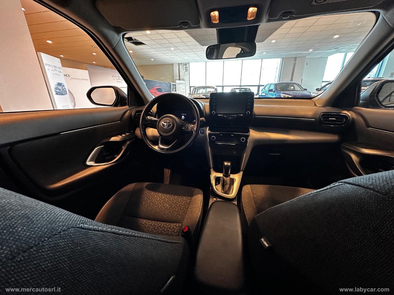 TOYOTA Yaris Cross 1.5 Hybrid 5p. E-CVT Busin.