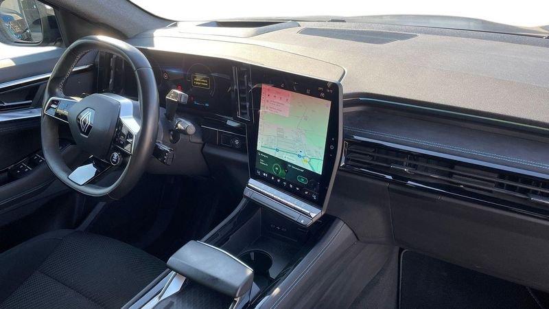 Renault Austral 1.2 E-Tech full hybrid Iconic Esprit Alpine 200cv auto 1.2 E-Tech full hybrid 200cv Iconic Esprit