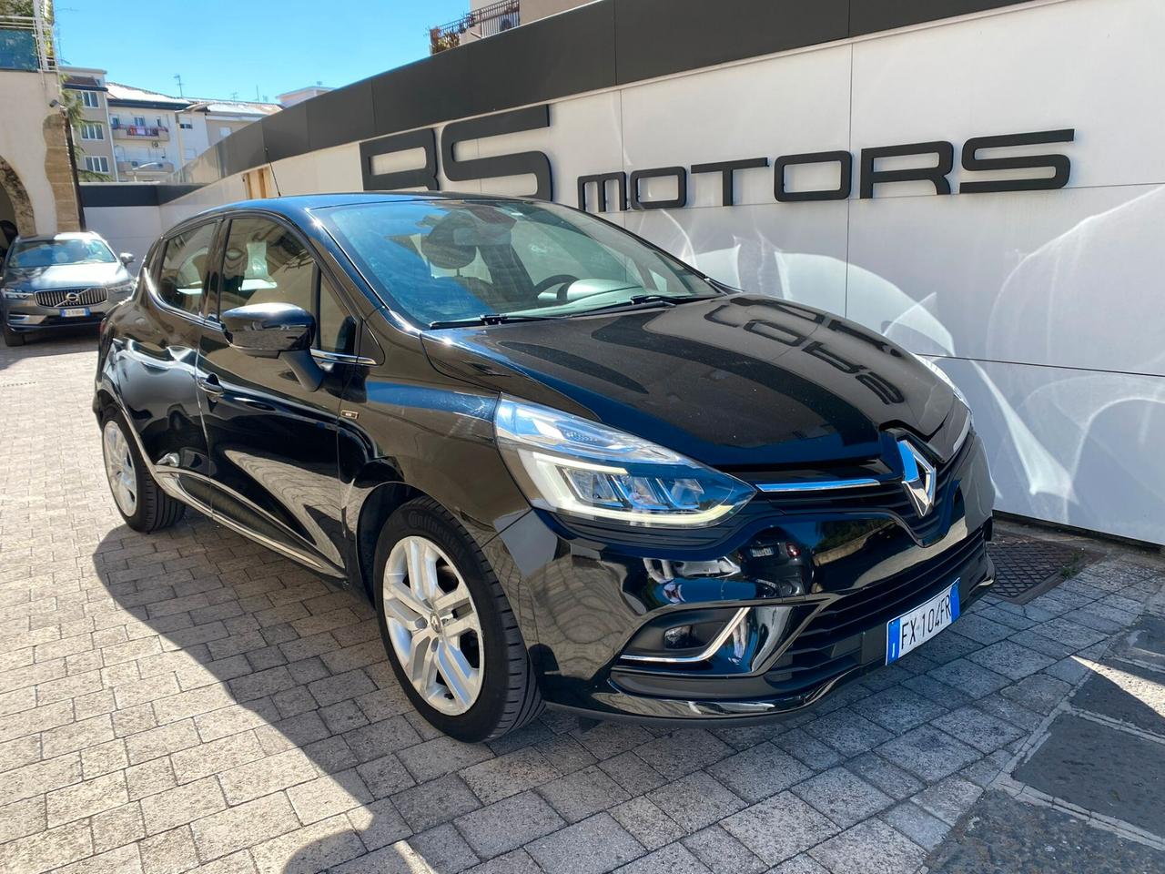 Renault Clio dCi 8V 75 CV 5 porte Moschino Zen