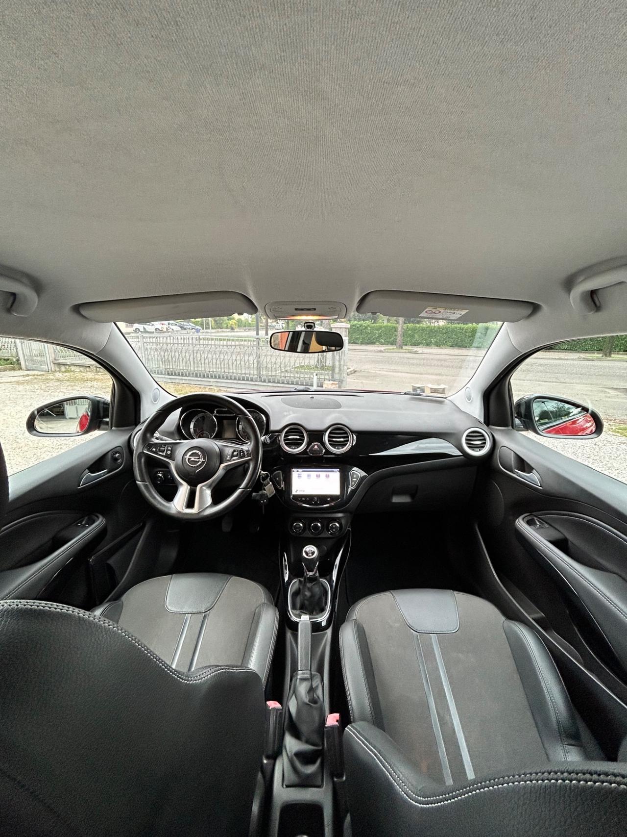Opel Adam 1.2 70 CV
