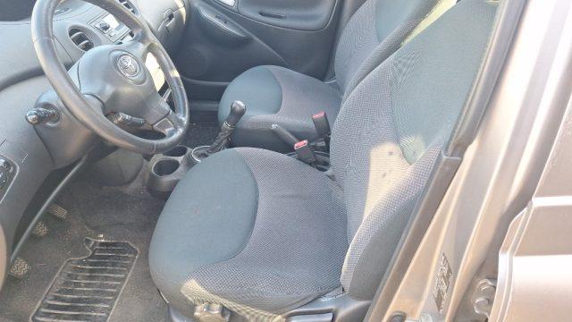 TOYOTA Yaris 1.4 tdi D-4D cat 5 porte Sol