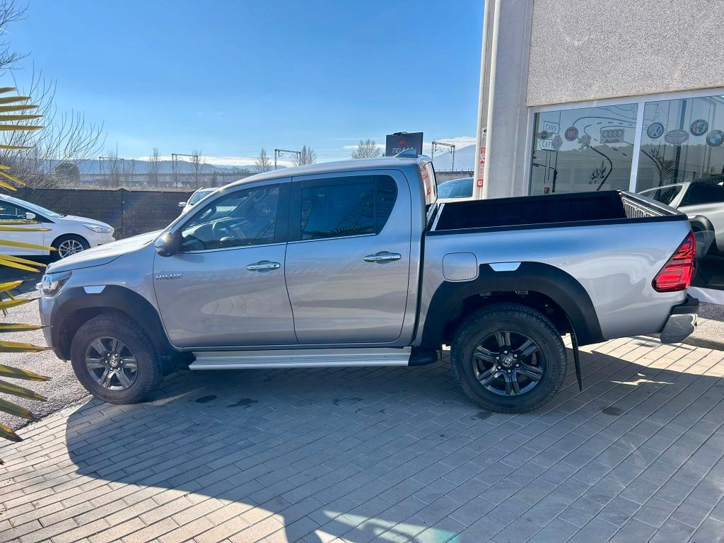 Toyota Hilux Double Cab Hilux 2.8 d double cab Lounge 4wd