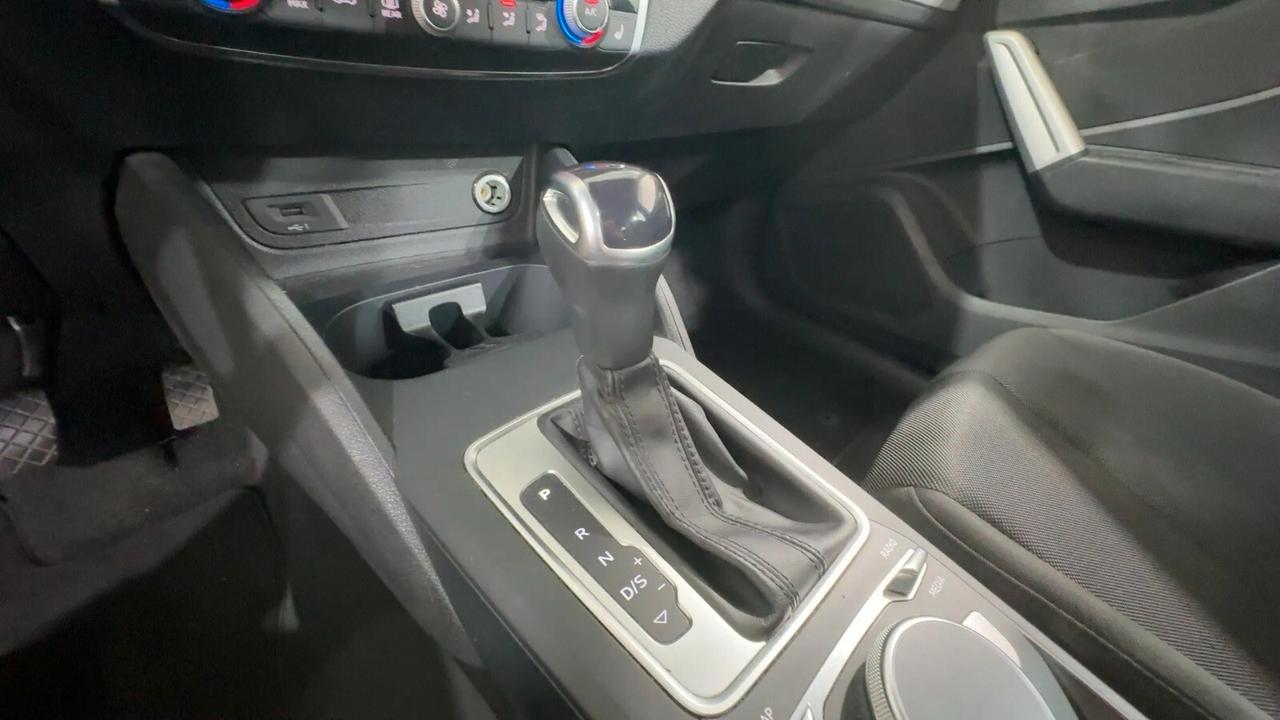 Audi Q2 35 TFSI S tronic Business Advanced