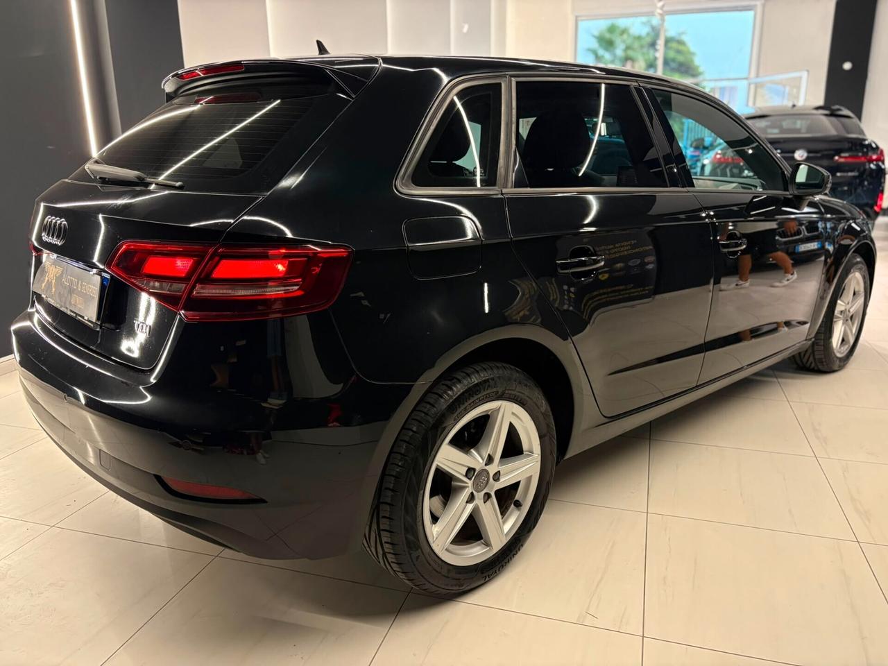 Audi A3 1.6 TDI 116 CV S tronic Business