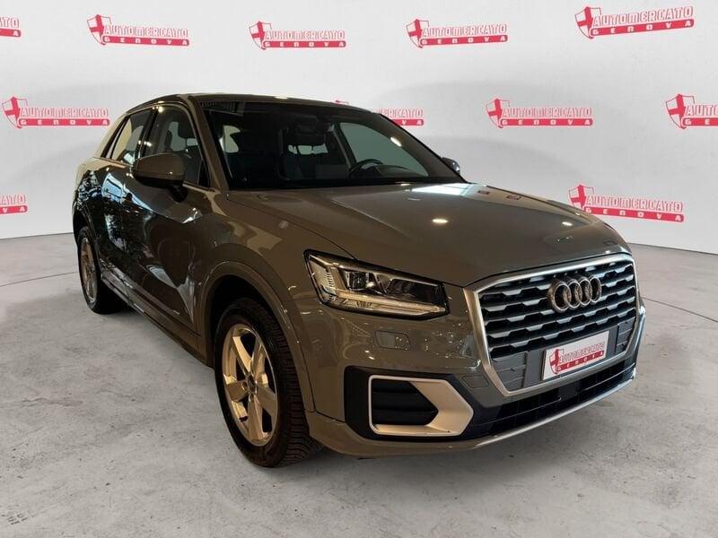 Audi Q2 Q2 30 TFSI Business Design