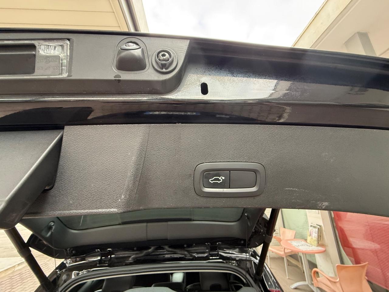 Volvo XC40 D3 AWD Geartronic R-design 4x4