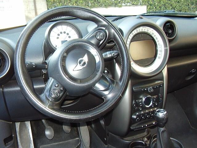 Mini Cooper Countryman 1.6 NEOPATENTATI