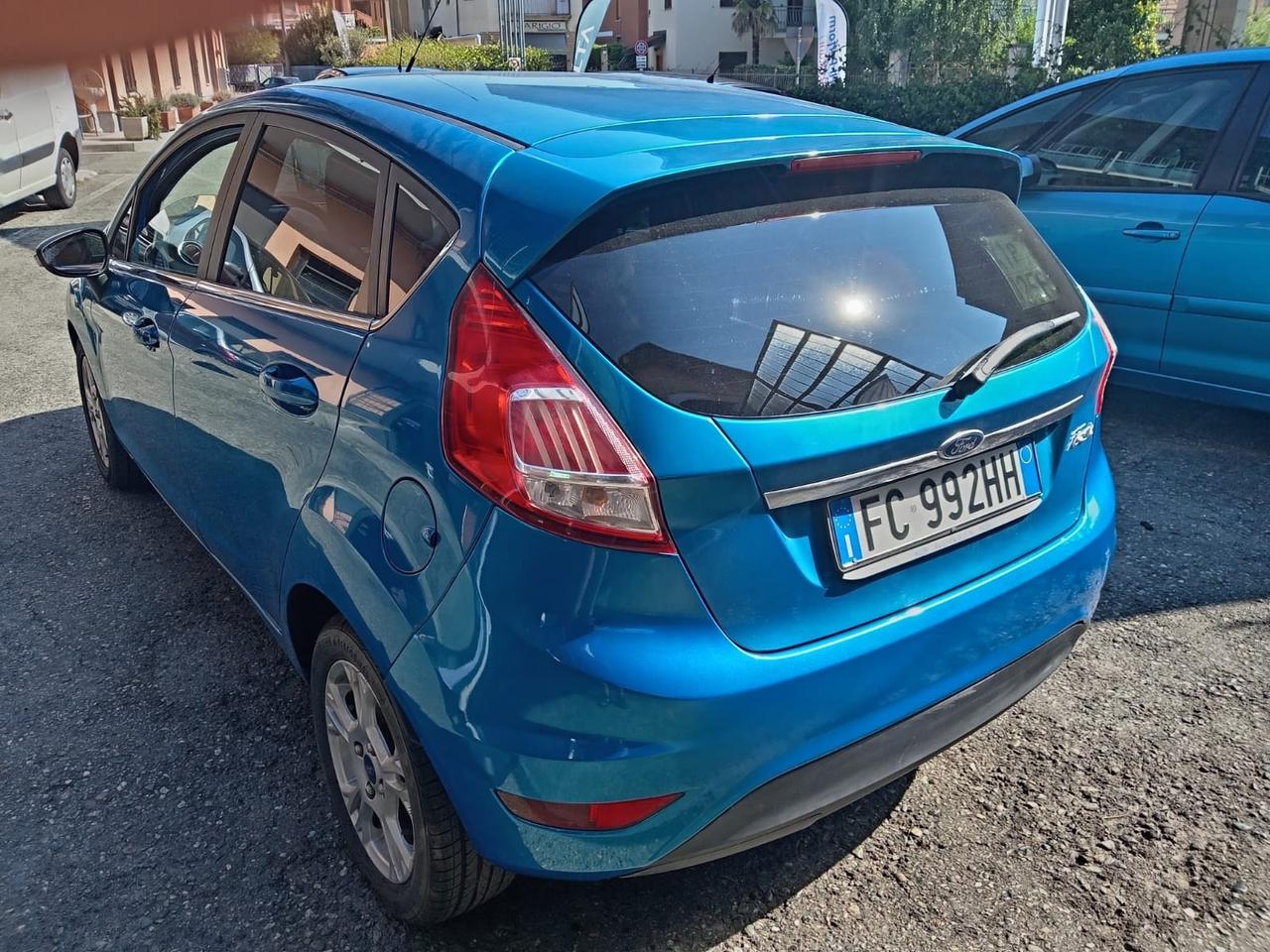 Ford Fiesta 1.4 5p. Bz.- GPL Titanium