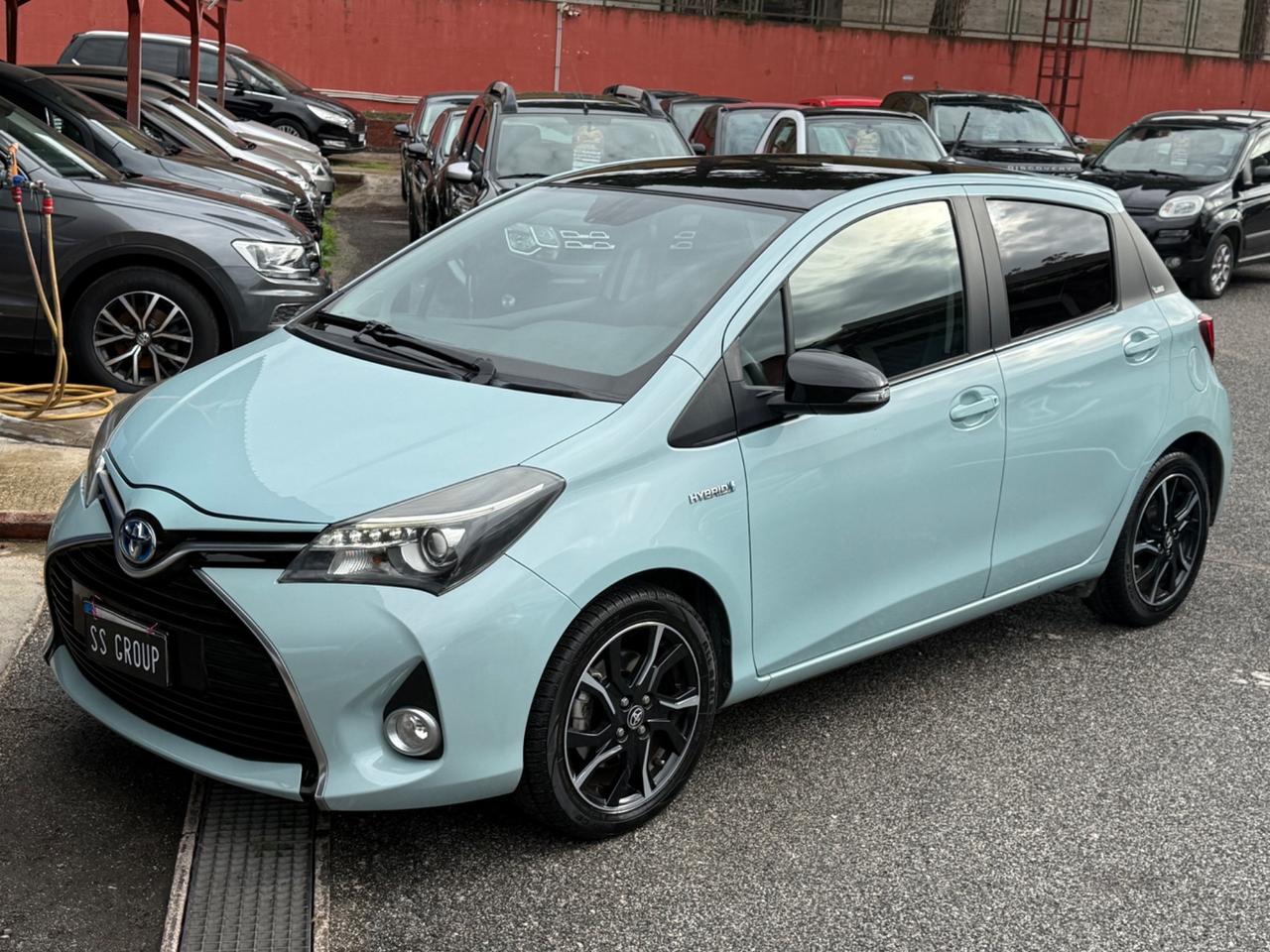 Yaris 1.5 Hybrid( 65 mila km - GLAMUR EDITION )-RATE