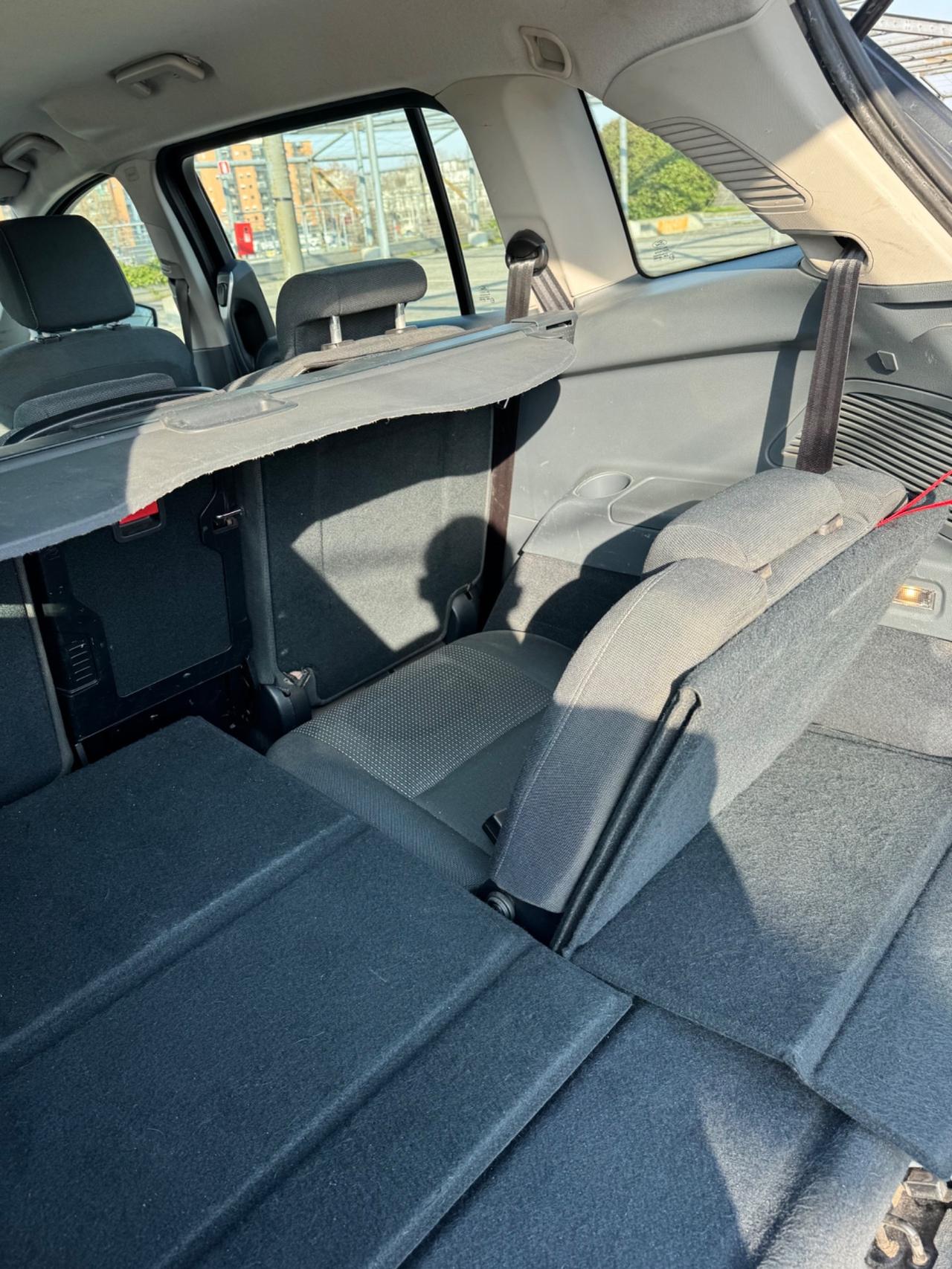 Ford C-Max 1.6 TDCi 115CV Titanium