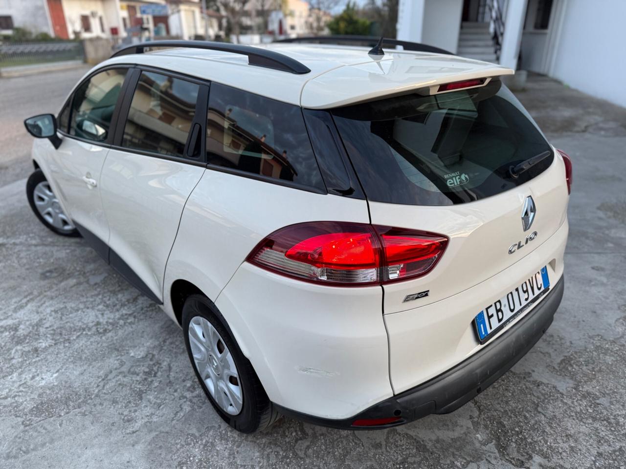 Renault Clio 1.2 75 CV EURO 6b Neopatentati 2015