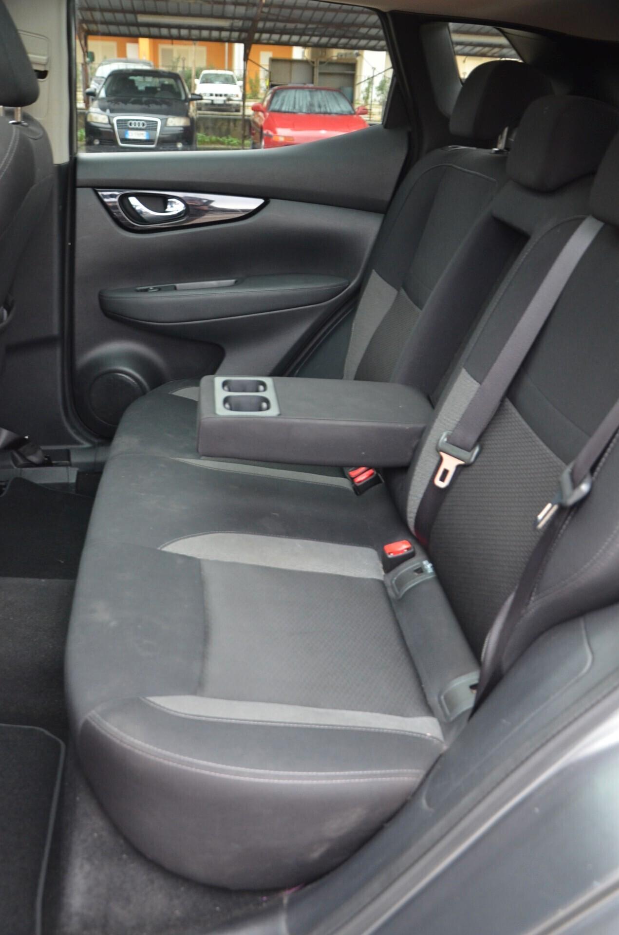 Nissan Qashqai 1.3 DIG-T 140 CV N-Connecta