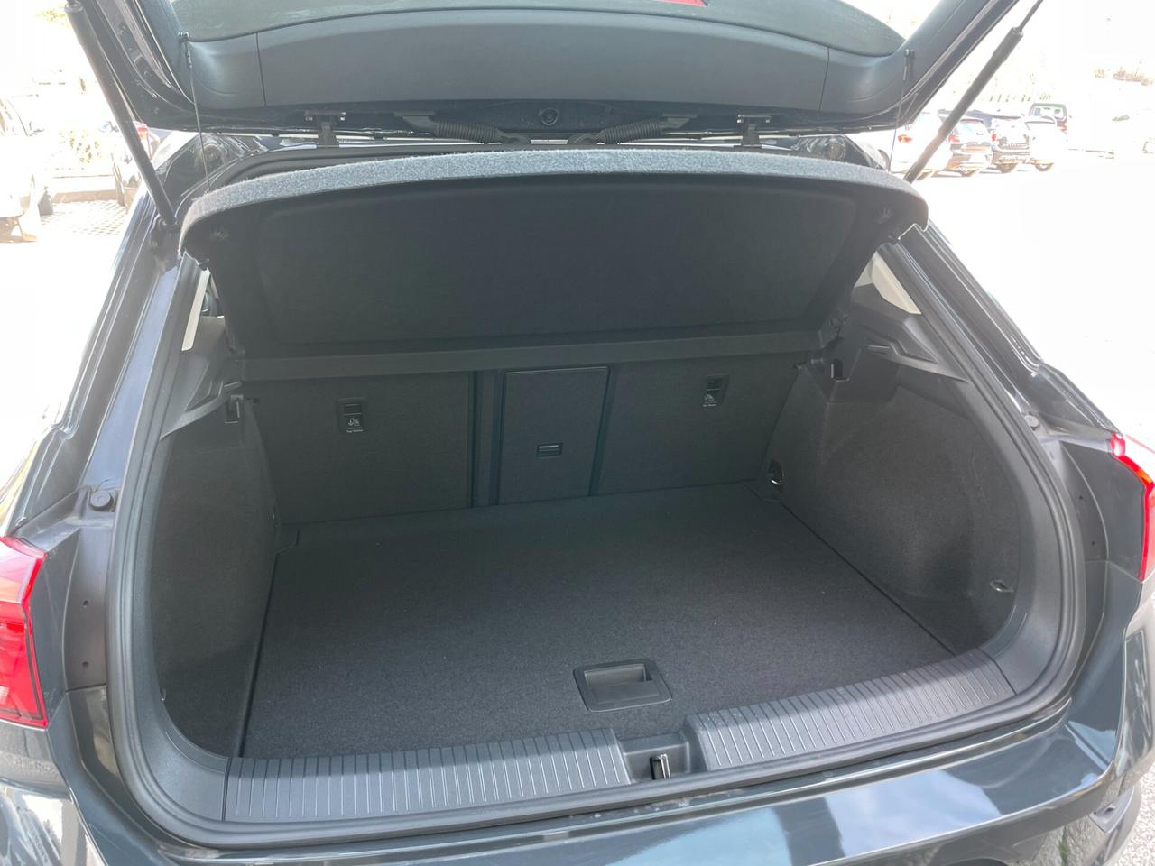 Volkswagen T-Roc 2.0 TDI 150cv DSG 4MOTION Advanced