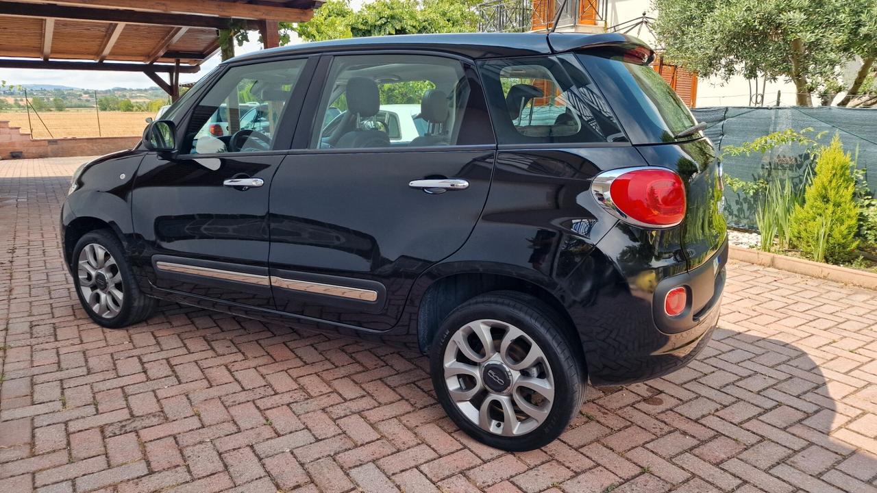 Fiat 500L 0.9 TwinAir Turbo Natural Power Lounge