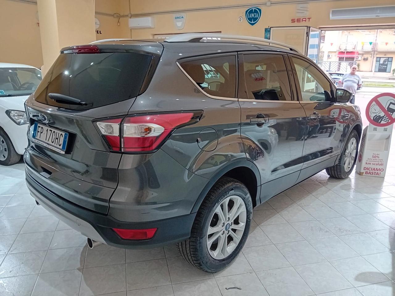 Ford Kuga 1.5 TDCI 120 CV S&S 2WD Titanium