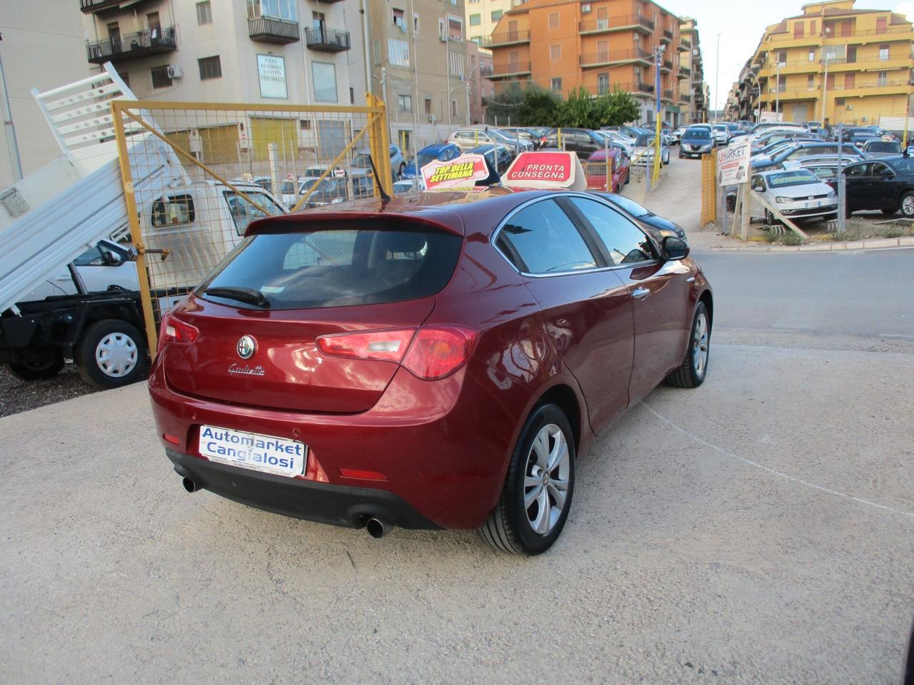 Alfa Romeo Giulietta 2.0 JTDm-2 140 CV Distinctive