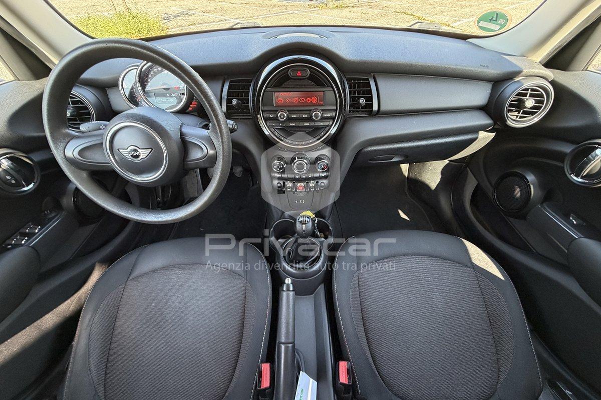 MINI Mini 1.5 Cooper D 5 porte