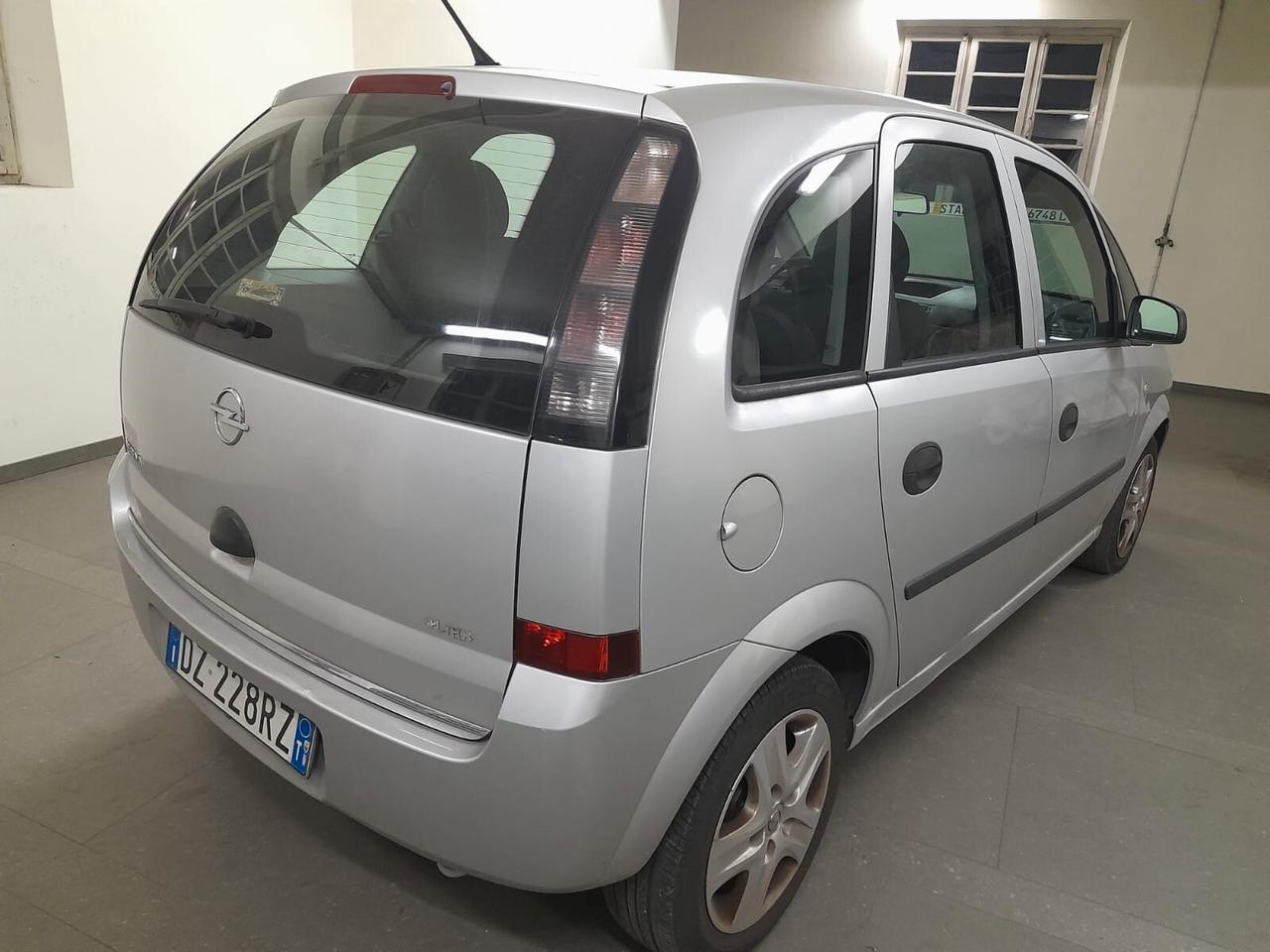 Opel Meriva 1.4 16V GPL-TECH Enjoy