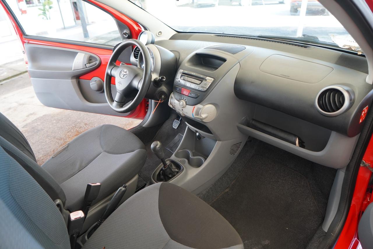 Toyota Aygo 1.0 12V VVT-i 3 porte Sol