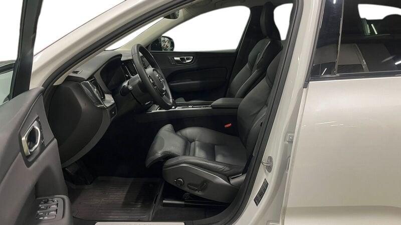 Volvo XC60 XC60 B4 automatico Plus Dark