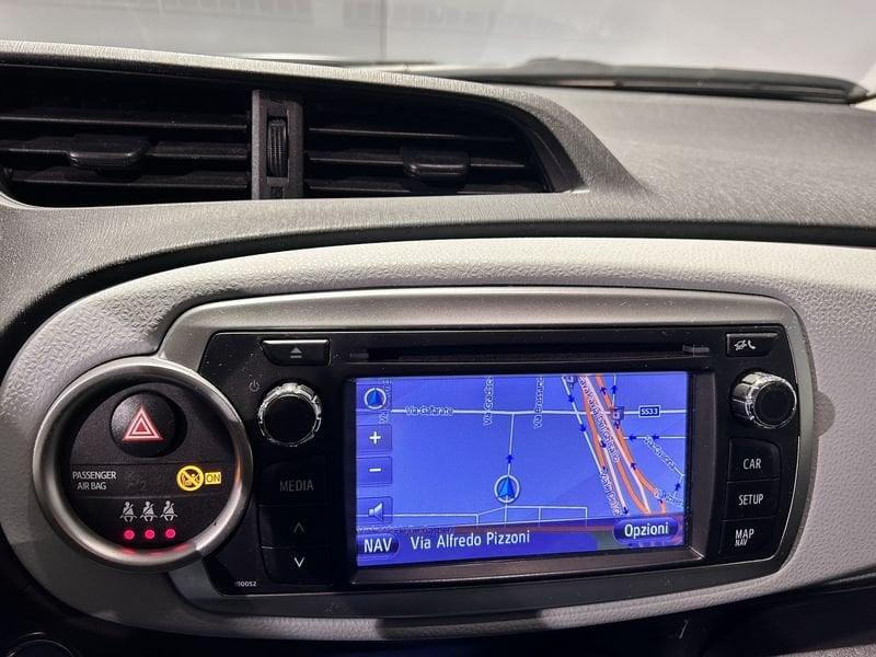 Toyota Yaris 1.5 Hybrid Lounge AREA C FREE