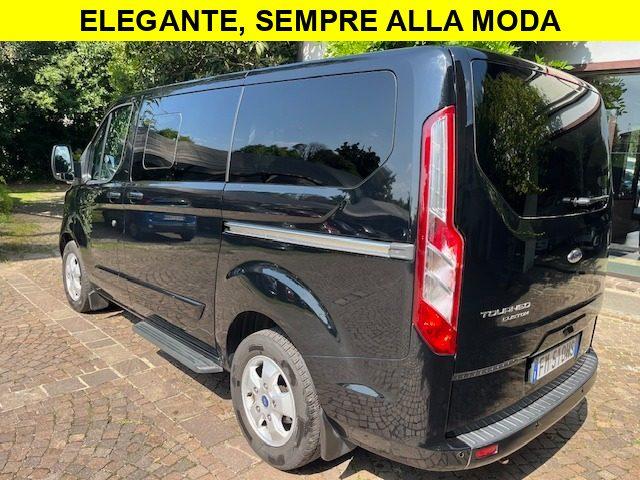 FORD Tourneo Custom 2.0 TDCi 8 Posti Titanium