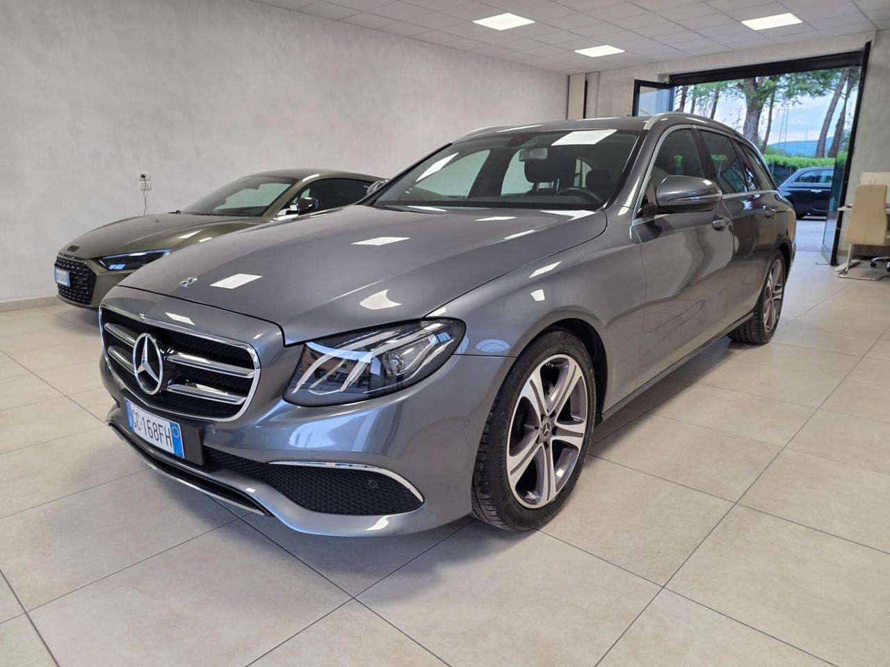Mercedes-benz E 200 d Auto Premium Plus