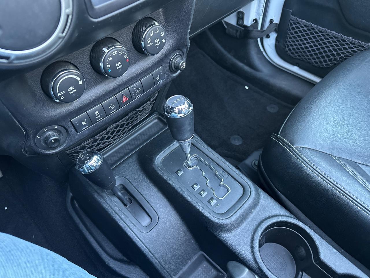 Jeep Wrangler Unlimited 2.8 CRD DPF Sahara Auto - 2016