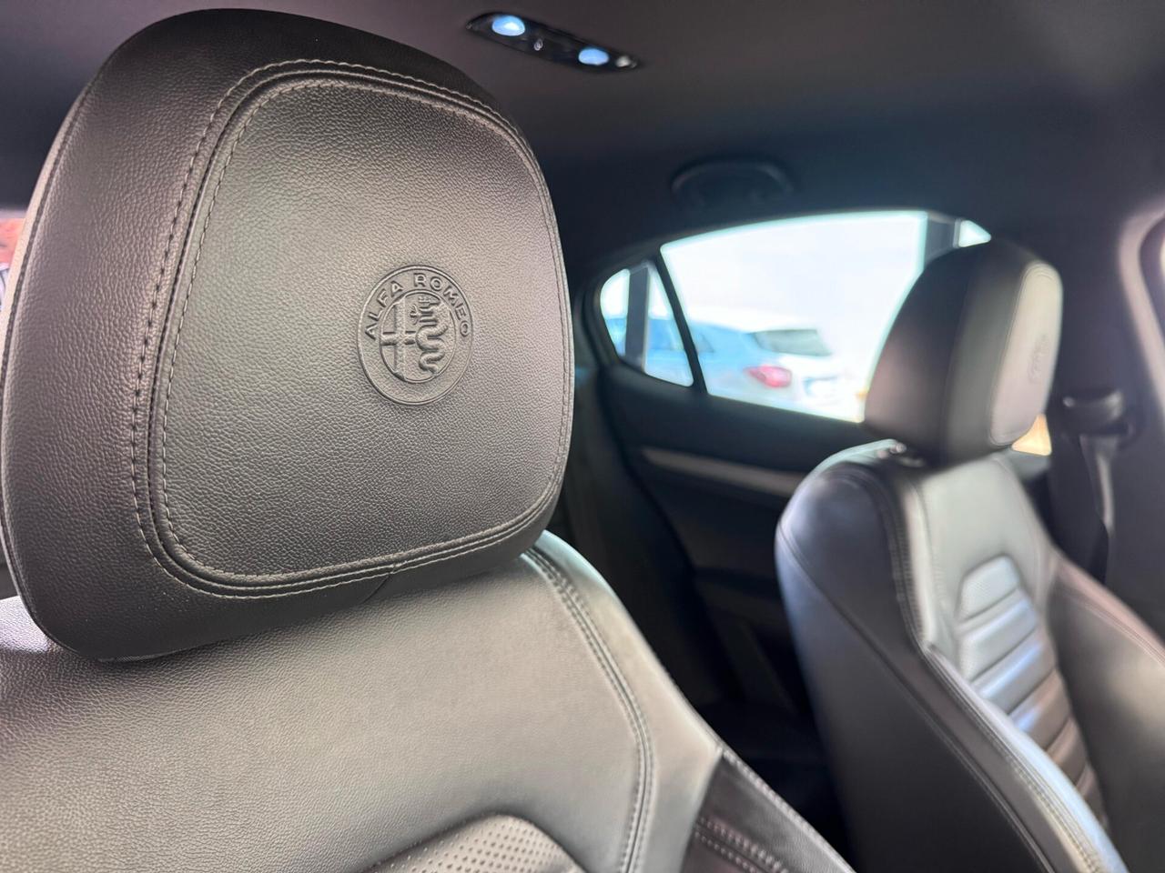 Alfa Romeo Stelvio LUSSO2.2 210cv Q4 2019 PROMO