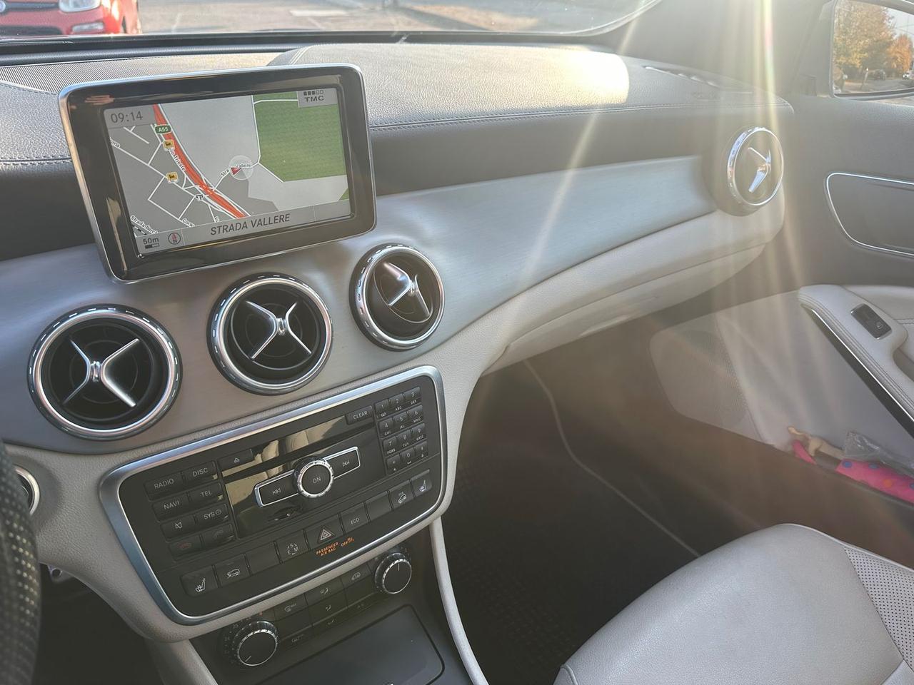 Mercedes-Benz GLA 220 Premium GLA 220 CDI #7759