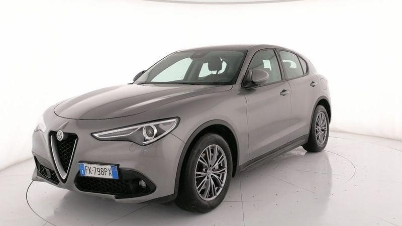 Alfa Romeo Stelvio 2.2 t Super rwd 180cv auto