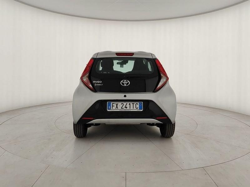 Toyota Aygo 1.0 VVT-i 72 CV 5 porte Connect X-Fun