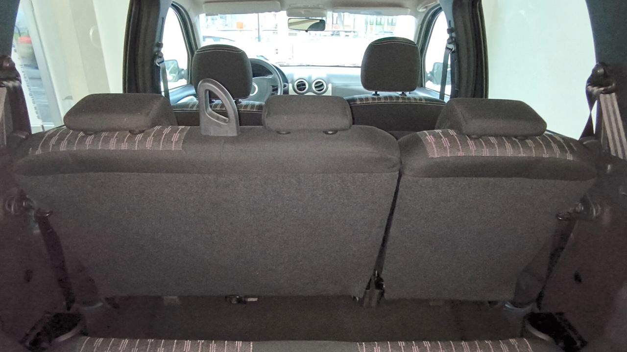 Dacia Logan MCV 1.5 dCi 90CV 7 posti Blackline