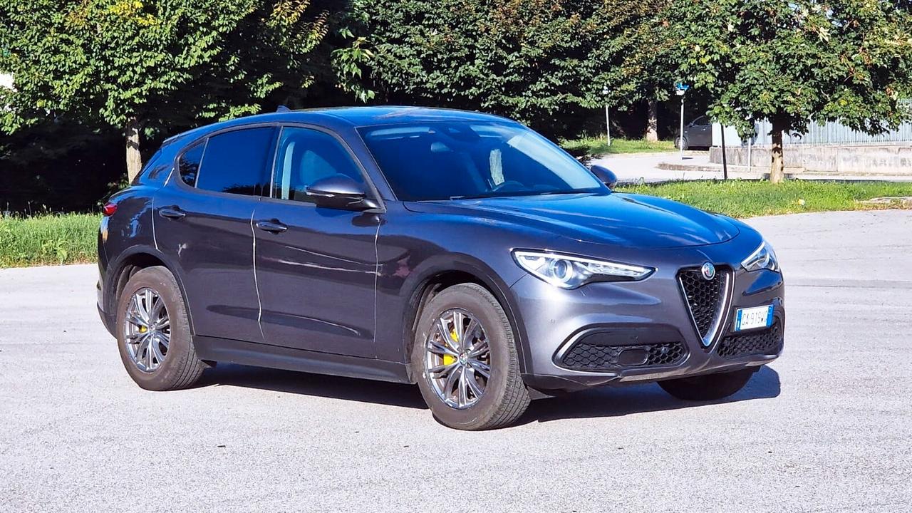 Alfa Romeo Stelvio 2.2 Turbodiesel 190 CV AT8 Q4