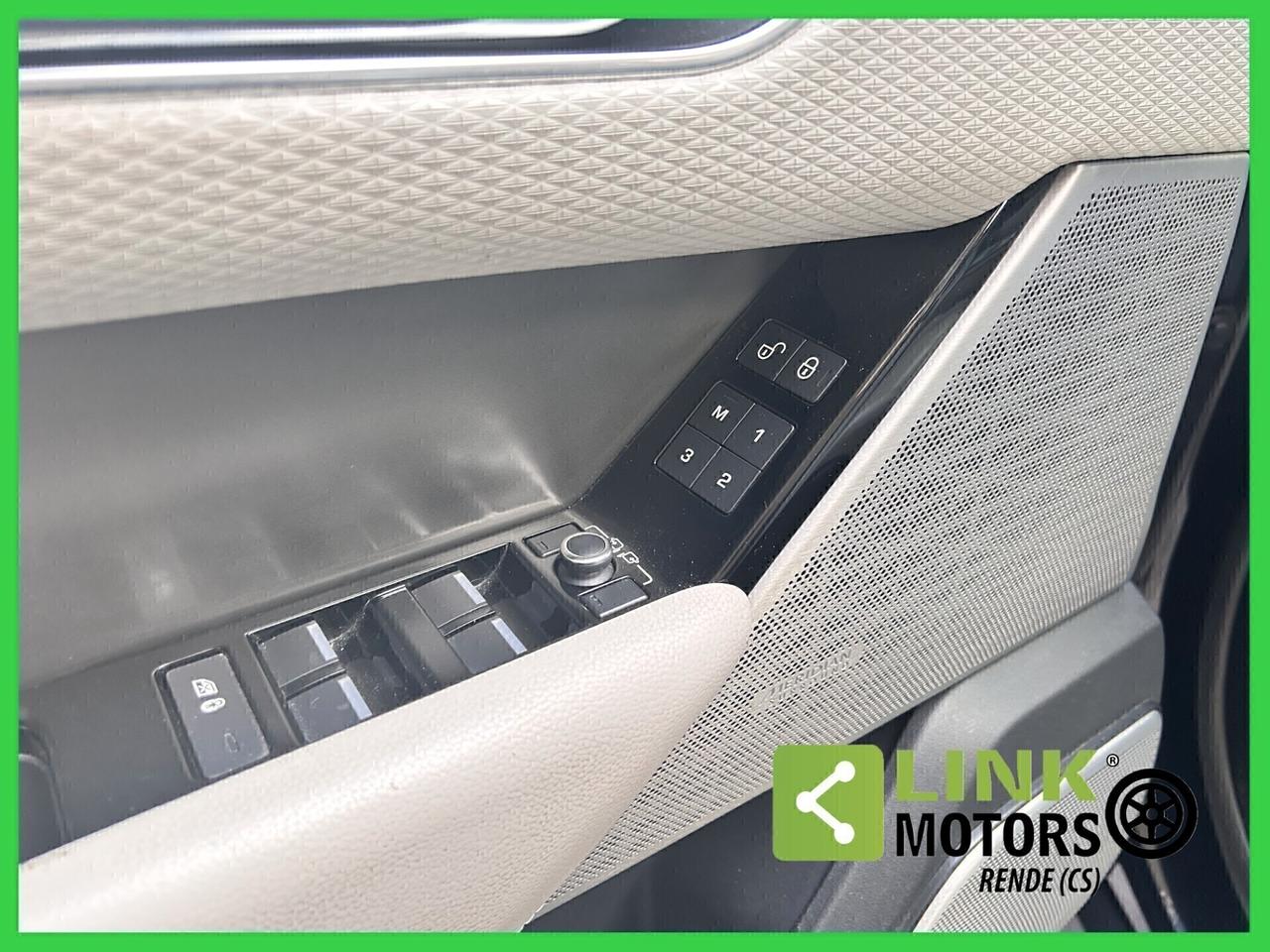 Land Rover Range Rover Velar 2.0D I4 240 CV SE