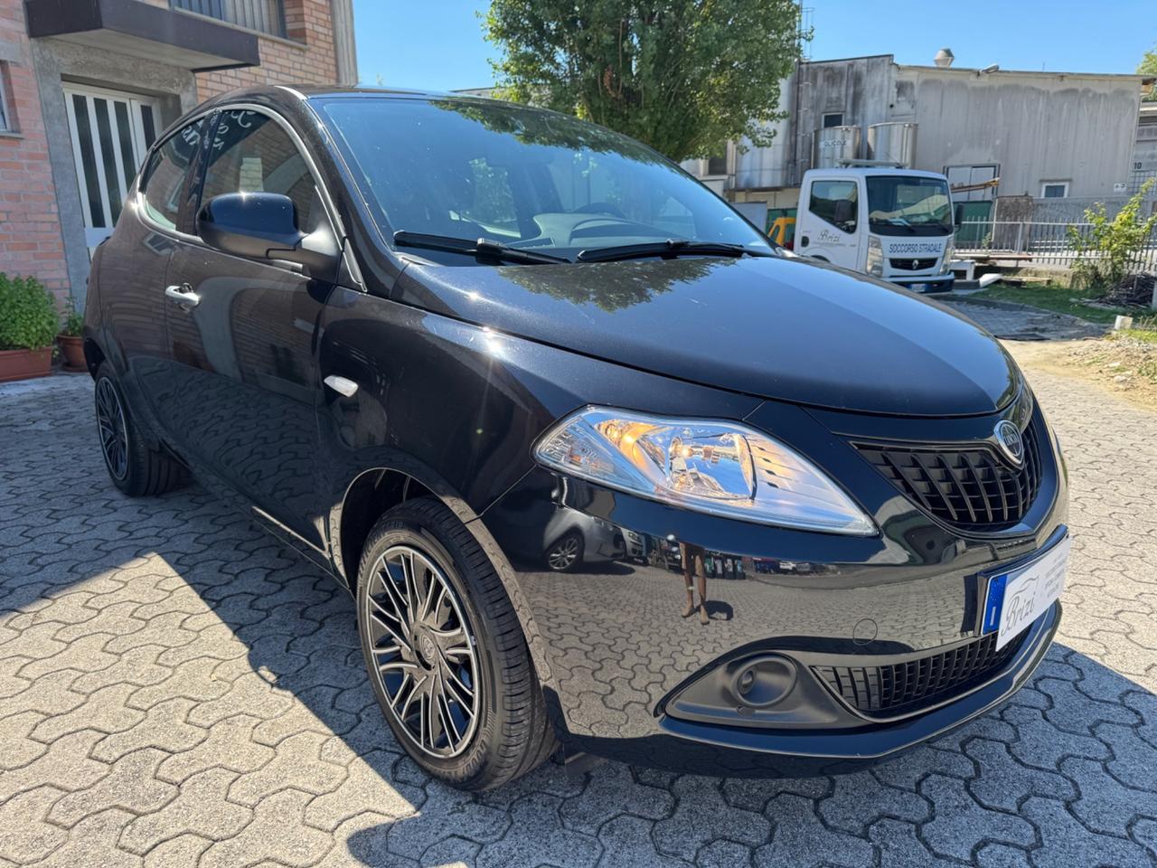 Lancia Ypsilon 1.0 FireFly 5 porte S&S Hybrid
