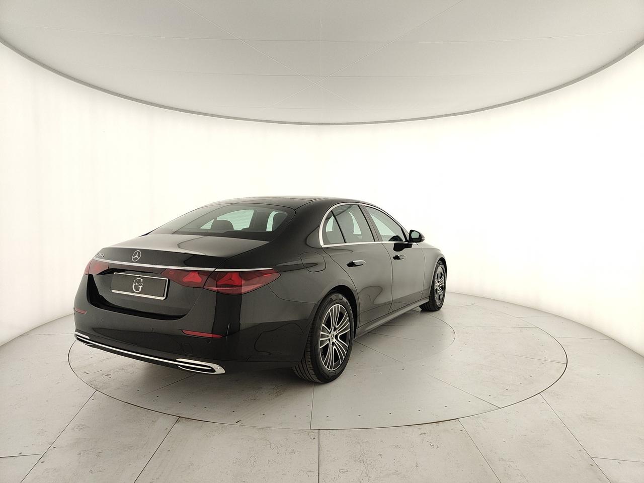 Mercedes-Benz E 200 d Advanced auto