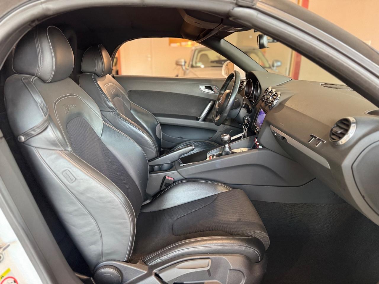 Audi TT Roadster 2.0 TFSI