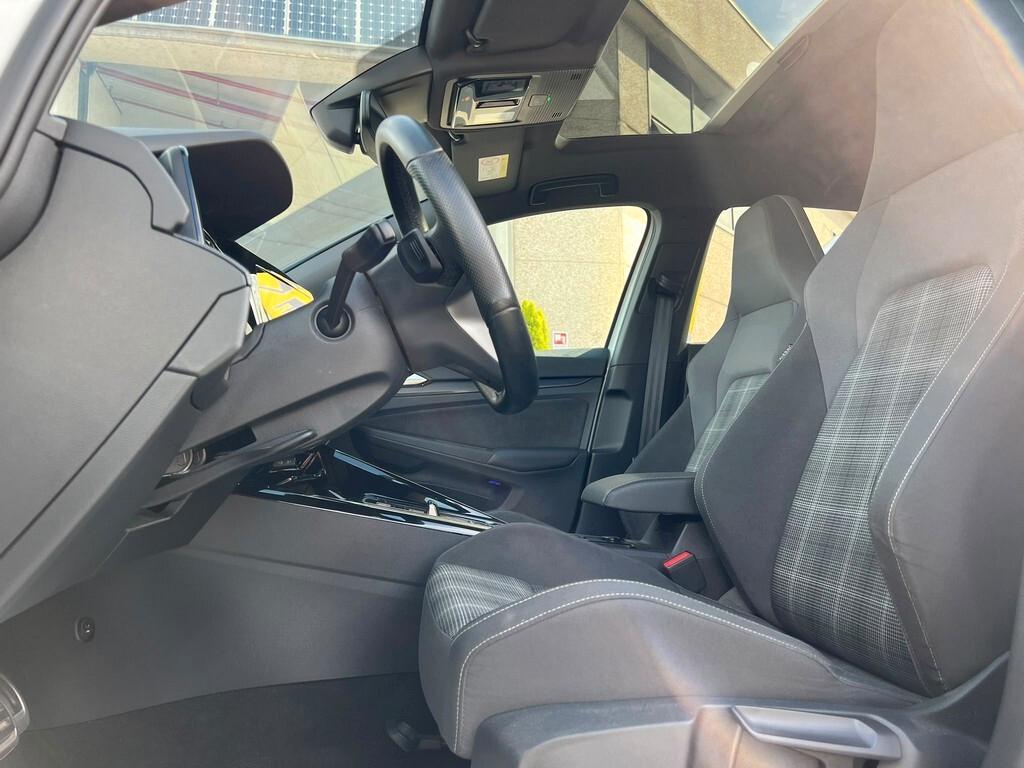 Volkswagen Golf 2.0 TDI DSG GTD