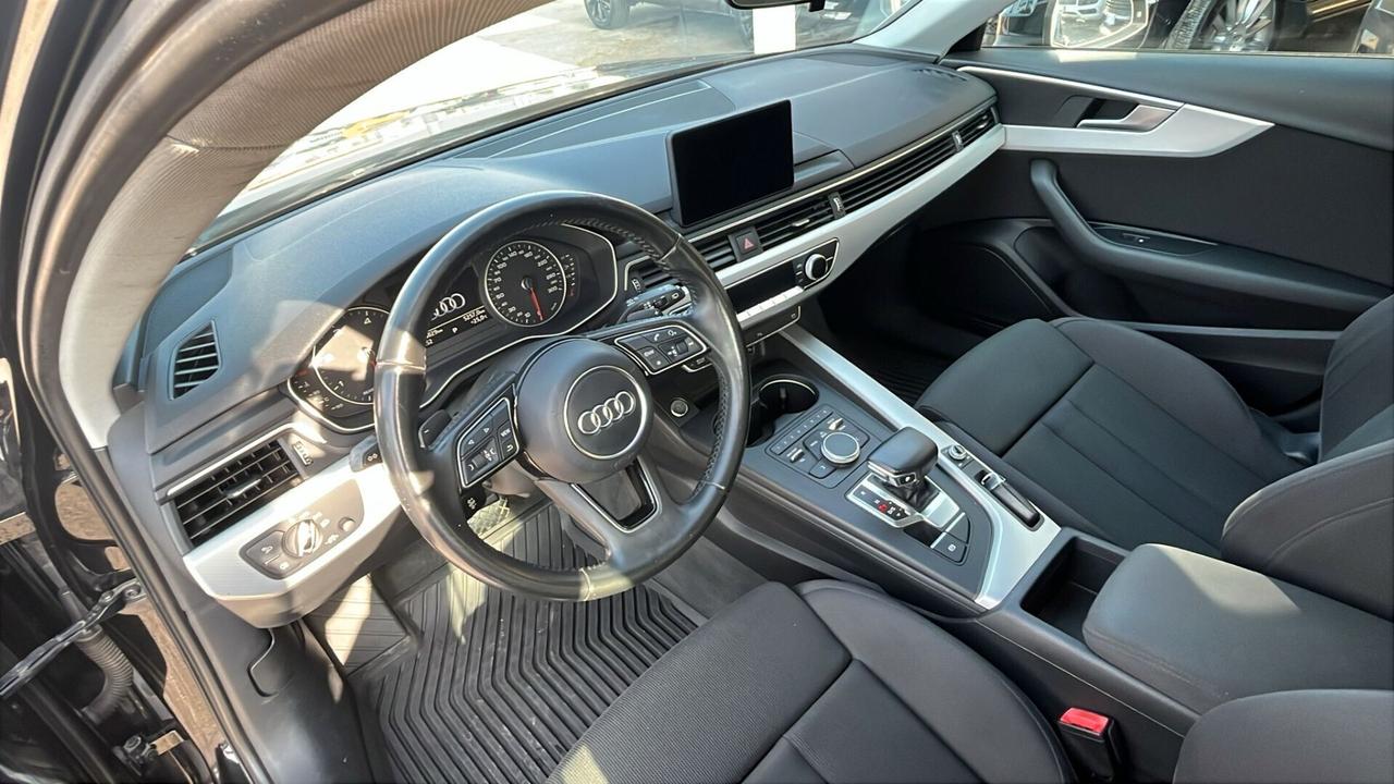 Audi A4 2.0 TDI 150 CV S tronic Business Sport