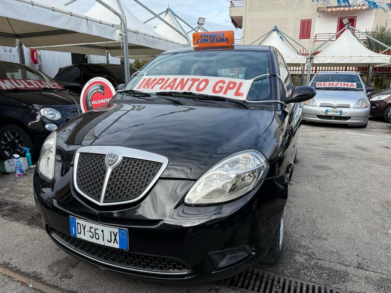 Lancia Ypsilon 1.4 benzina-GPL 2010 182,000Km