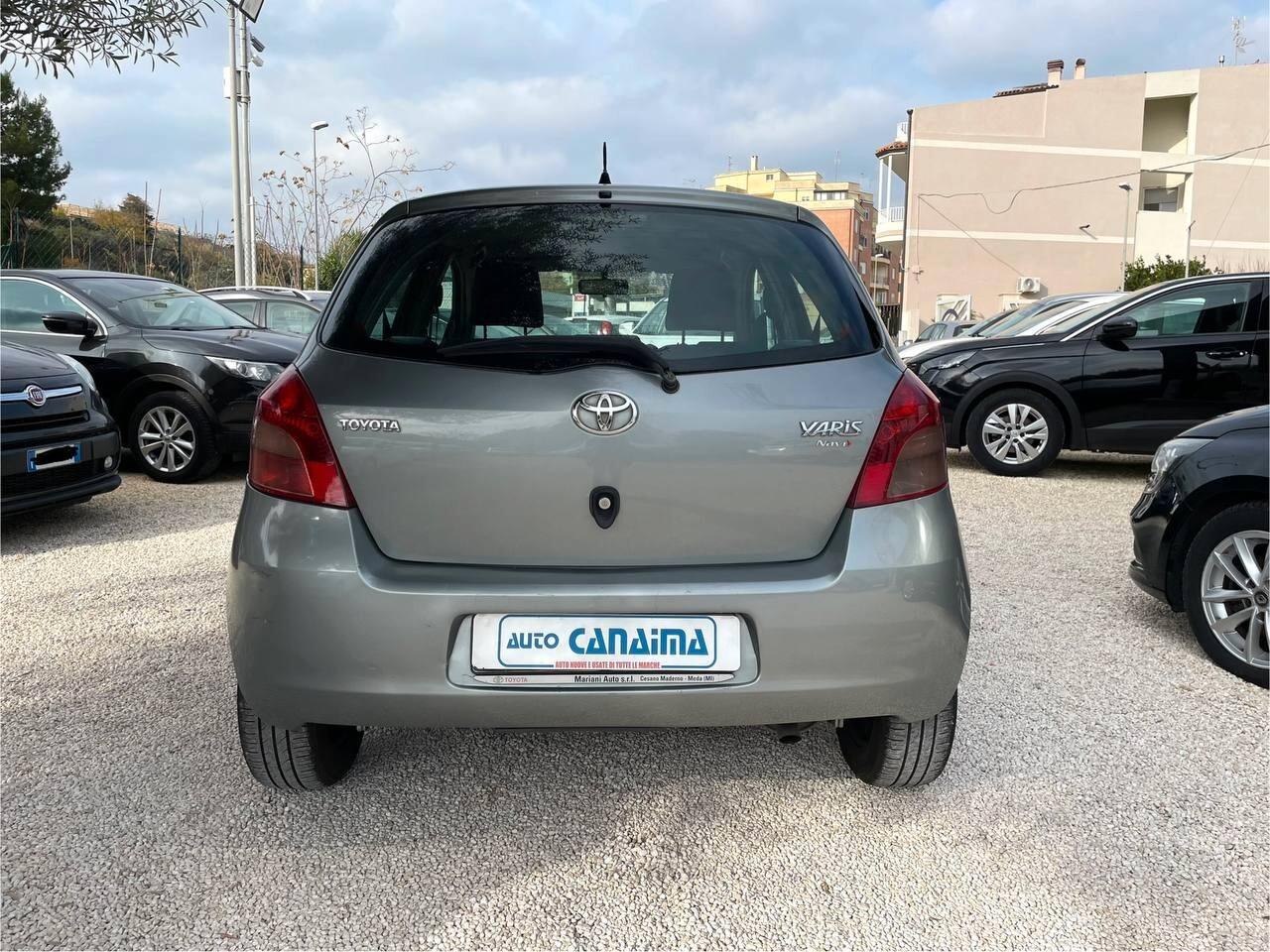TOYOTA YARIS 1.3 B - 2008