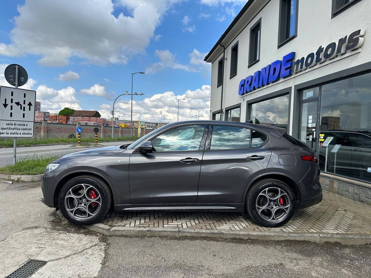 Alfa Romeo Stelvio 2.0 Turbo 280 CV AT8 Q4 Ti
