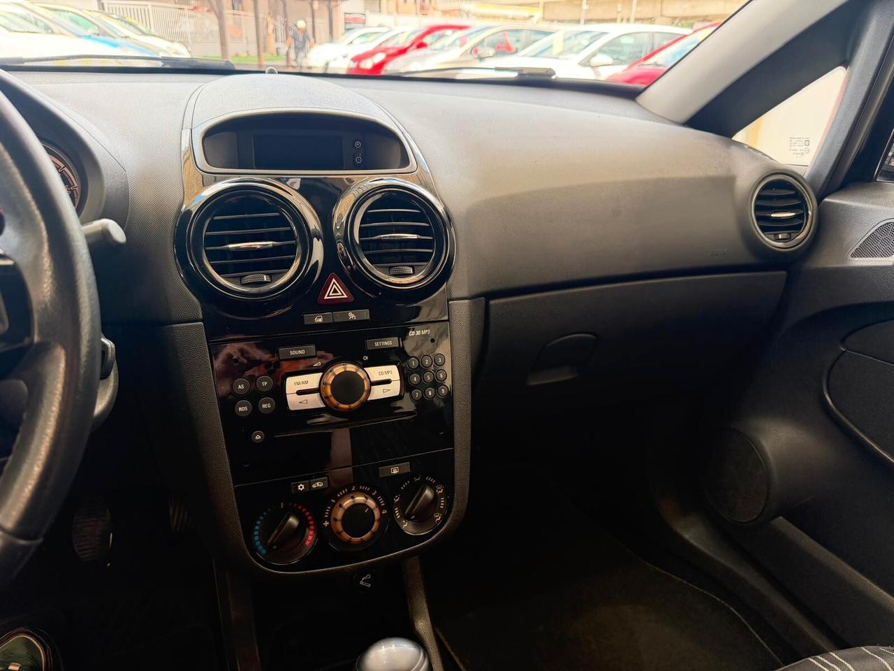 OPEL CORSA 1.2 BENZINA 85CV
