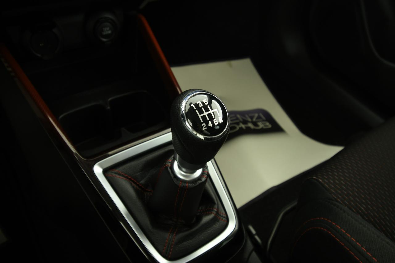 SUZUKI Swift 1.4h Sport 2wd ACC+CAMERA+C17"+NEOPATENTATI