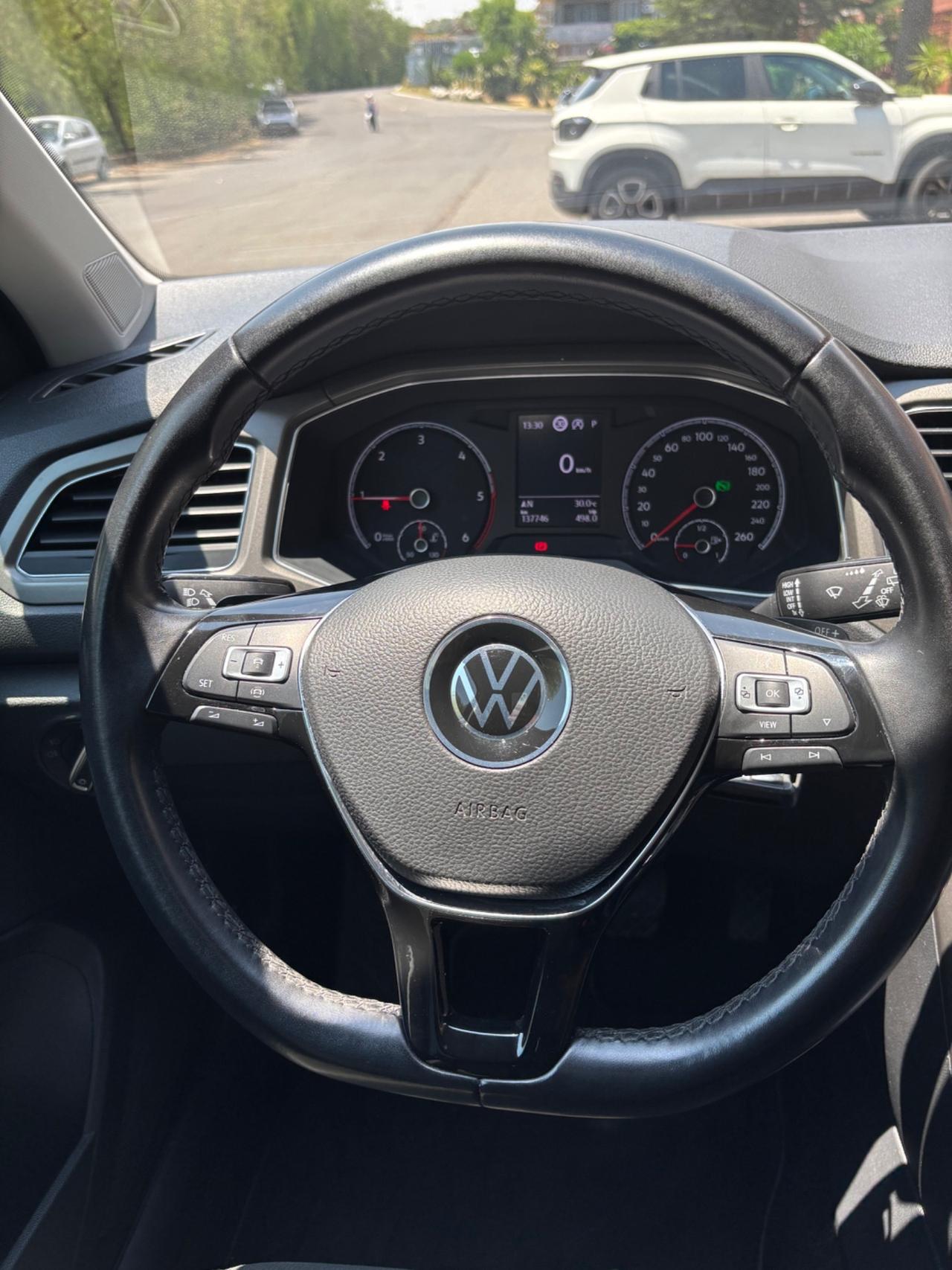Volkswagen T-Roc 2.0 TDI 150 CV automatico 2021