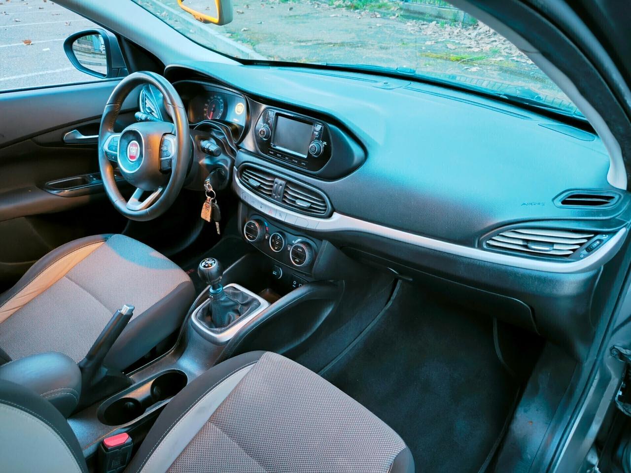 Fiat Tipo 1.6 Mjt Lounge